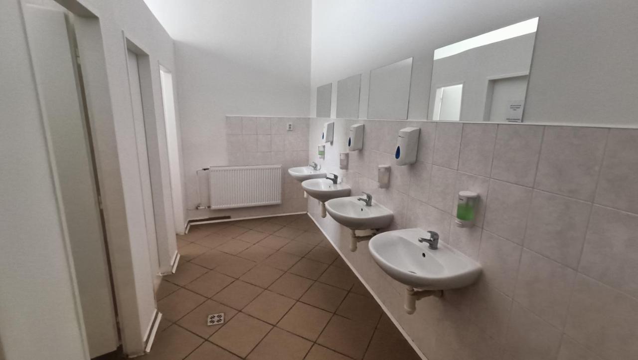 A Plus Hostel - Centrum Prag Dış mekan fotoğraf