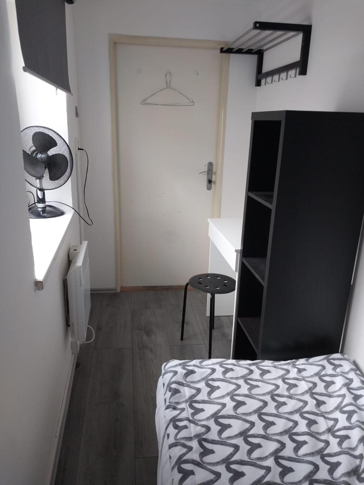 A Plus Hostel - Centrum Prag Dış mekan fotoğraf